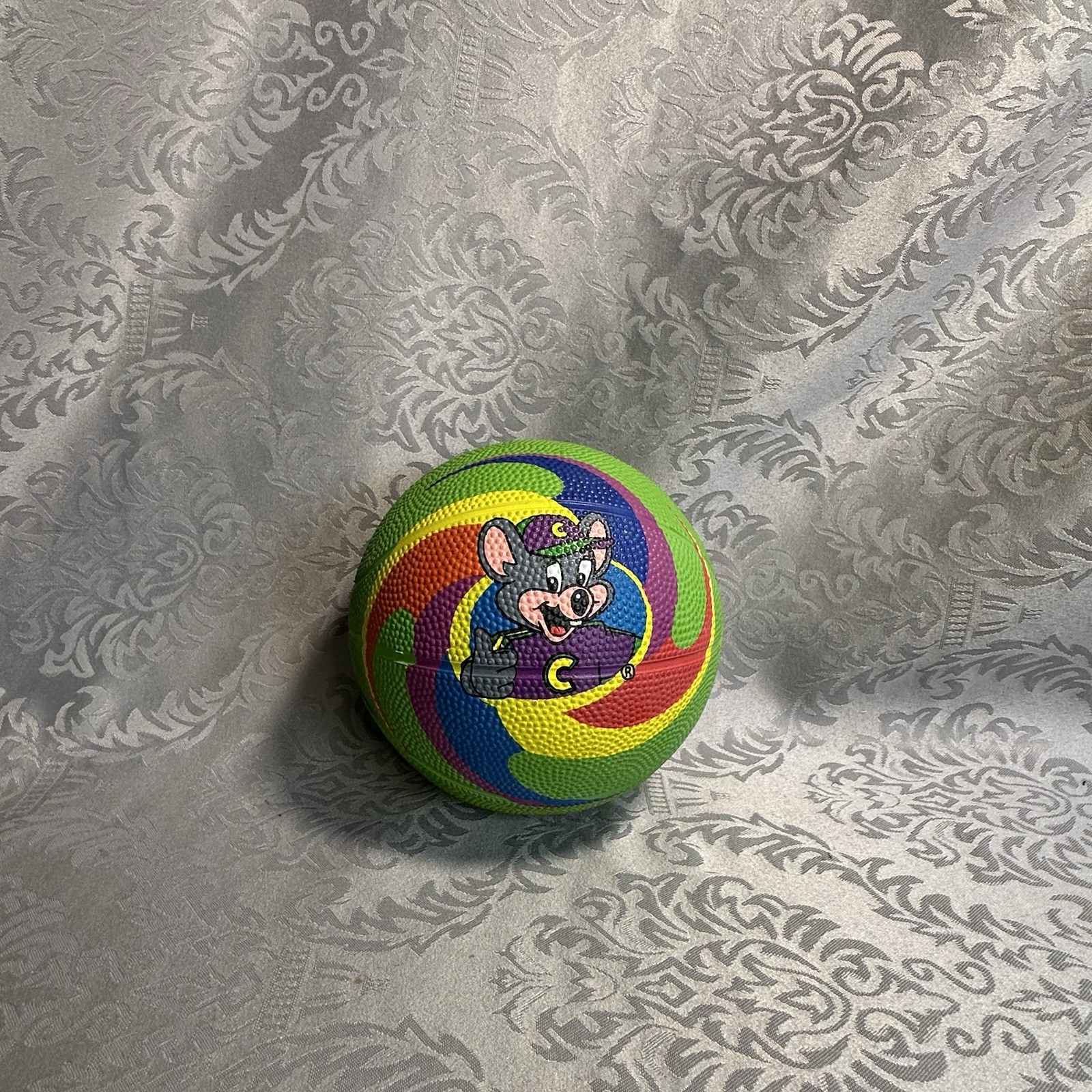 Vintage 2000s Chuck E. Cheese Mini Basketball 8” Vintage 2000s Chuck E. Cheese Mini Basketball 8”