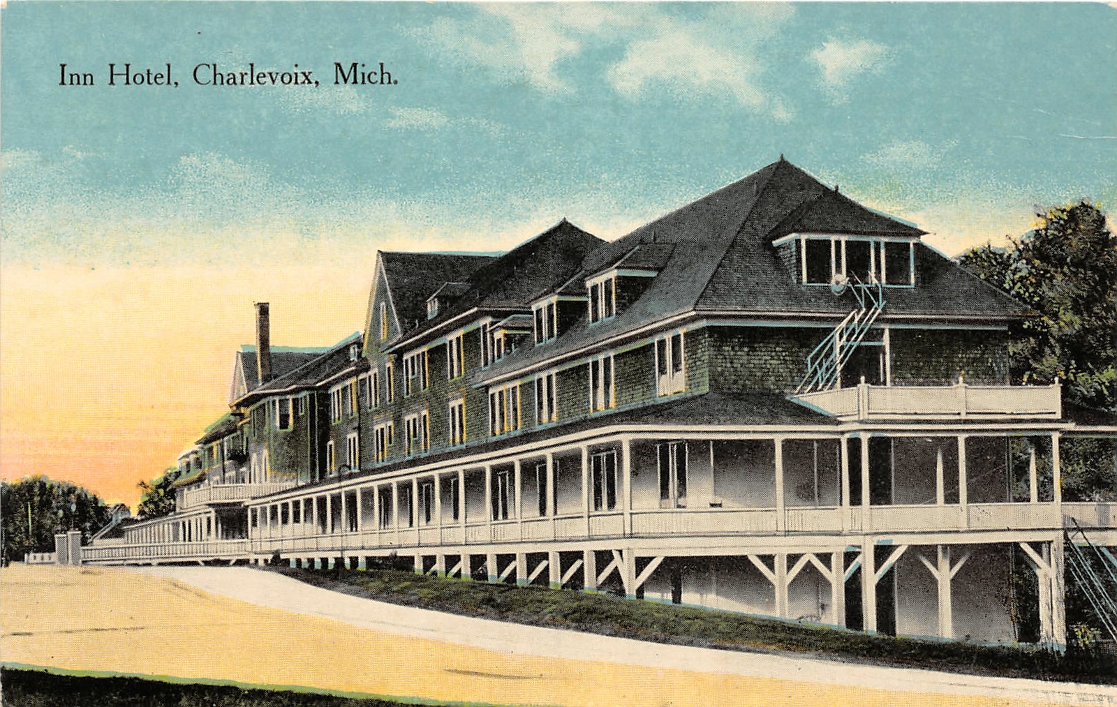G79/ Charlevoix Michigan Postcard c1915 Inn Hotel Building 3