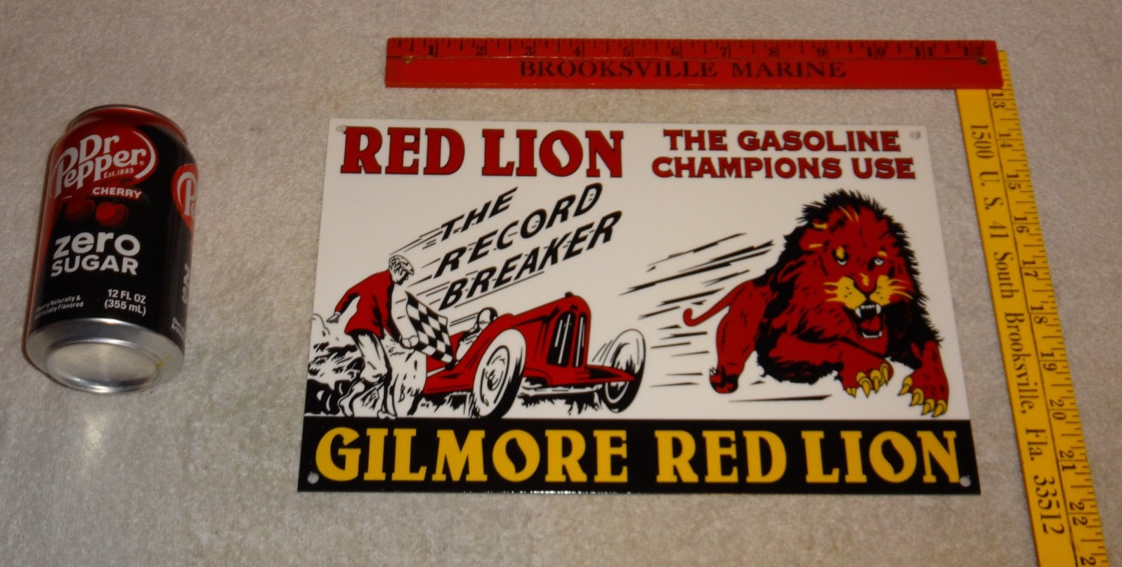 VINTAGE GILMORE RED LION RECORD BREAKER GASOLINE +RACE CAR ENAMEL METAL OIL SIGN