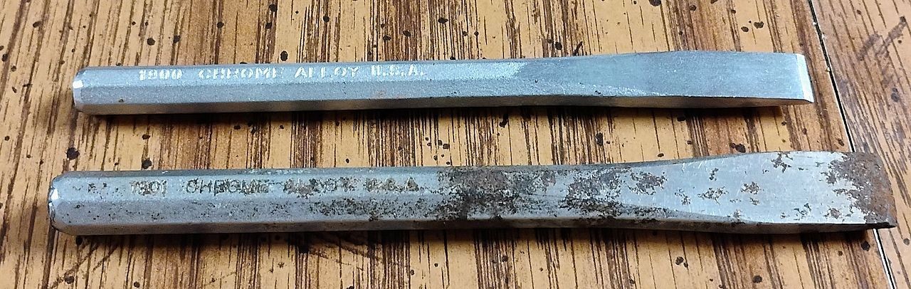 Pair of Vintage Indestro Cold Chisels 1900 (New, Unused) & 1901 (Used) READ