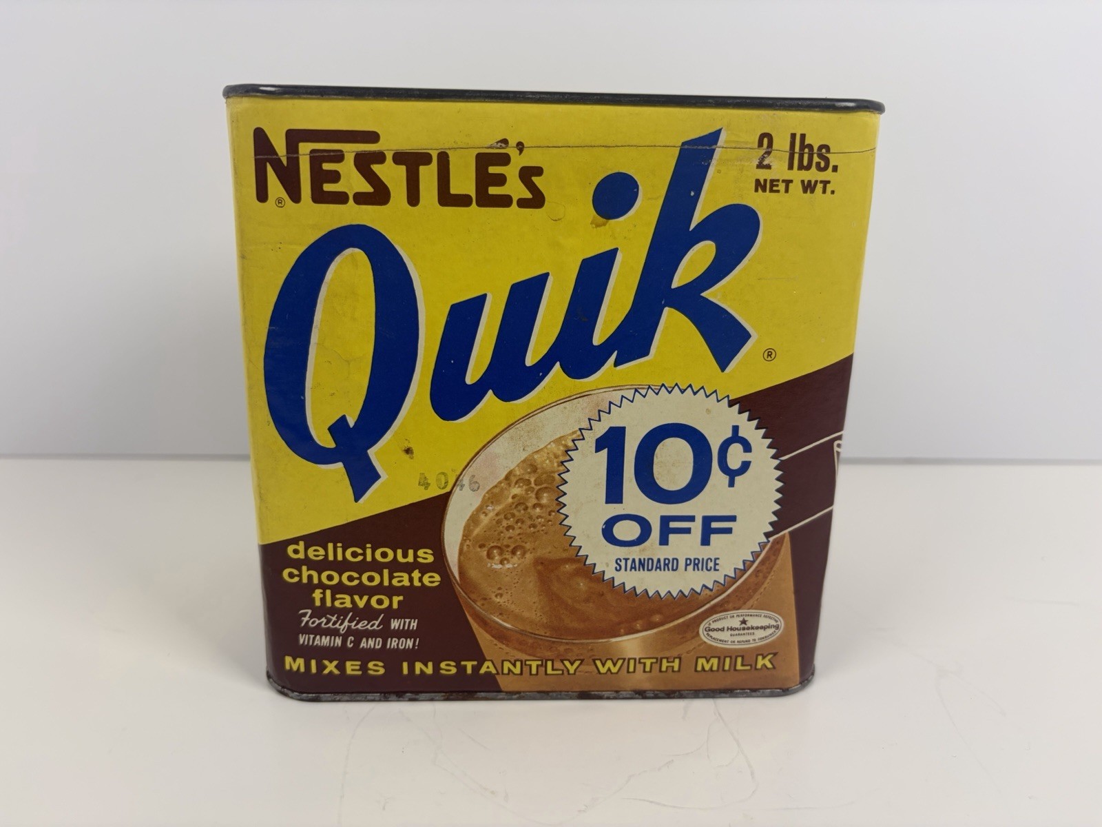 Vintage 1960s Nestle\'s Quik 2 lb Tin Can 10 Cent Off Chocolate Milk Advertising