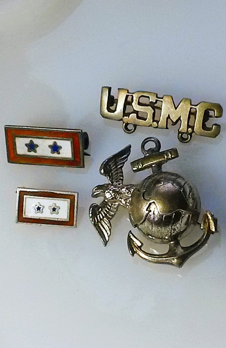 EXCLUSIVE FOR EUF ONLY Lot Of 4 VTG WWII Pins