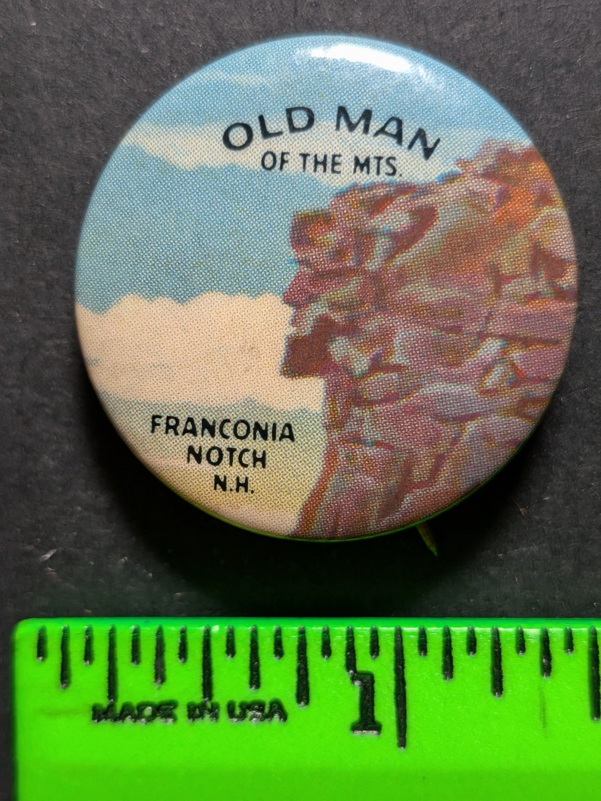 Vintage Old Man of Mountains Franconia New Hampshire Pinback Pin