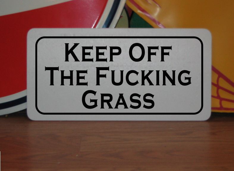 KEEP OFF THE F@%KING GRASS Metal Sign 4 Funny Golf Cosplay Prop TV Film Vintage