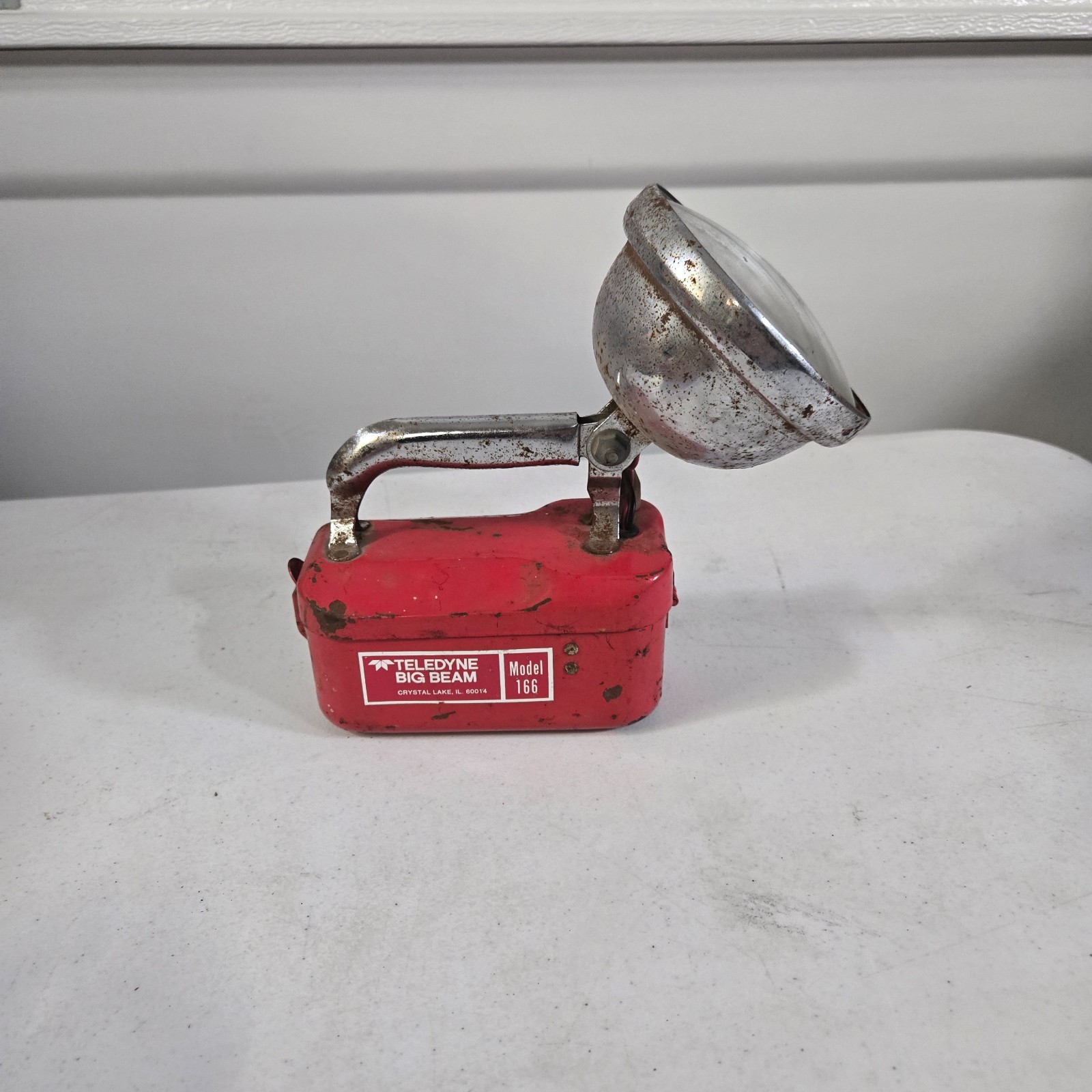 Vintage Teledyne Big Beam Model 166 Red Flashlight Lantern Handlamp Crystal Lake