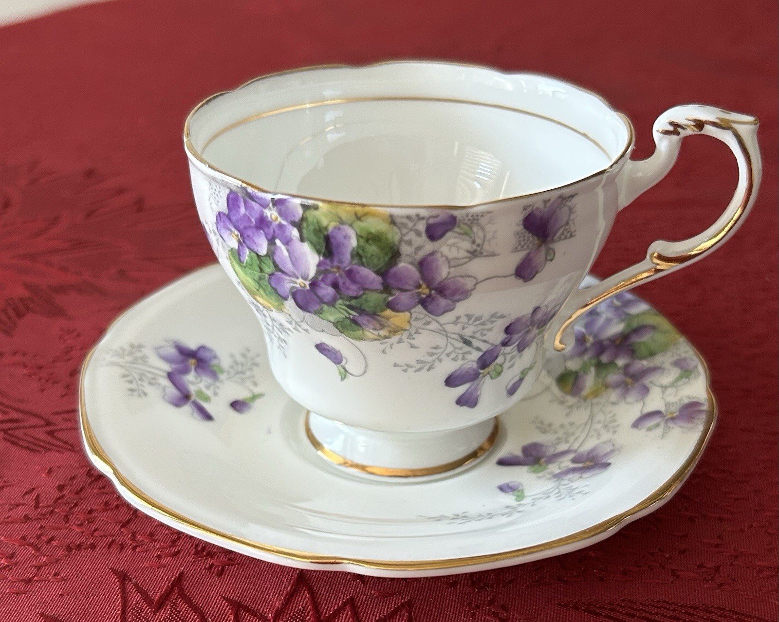 VTG Paragon Violetta Bone China Teacup & Saucer Set Purple Violets Gold England