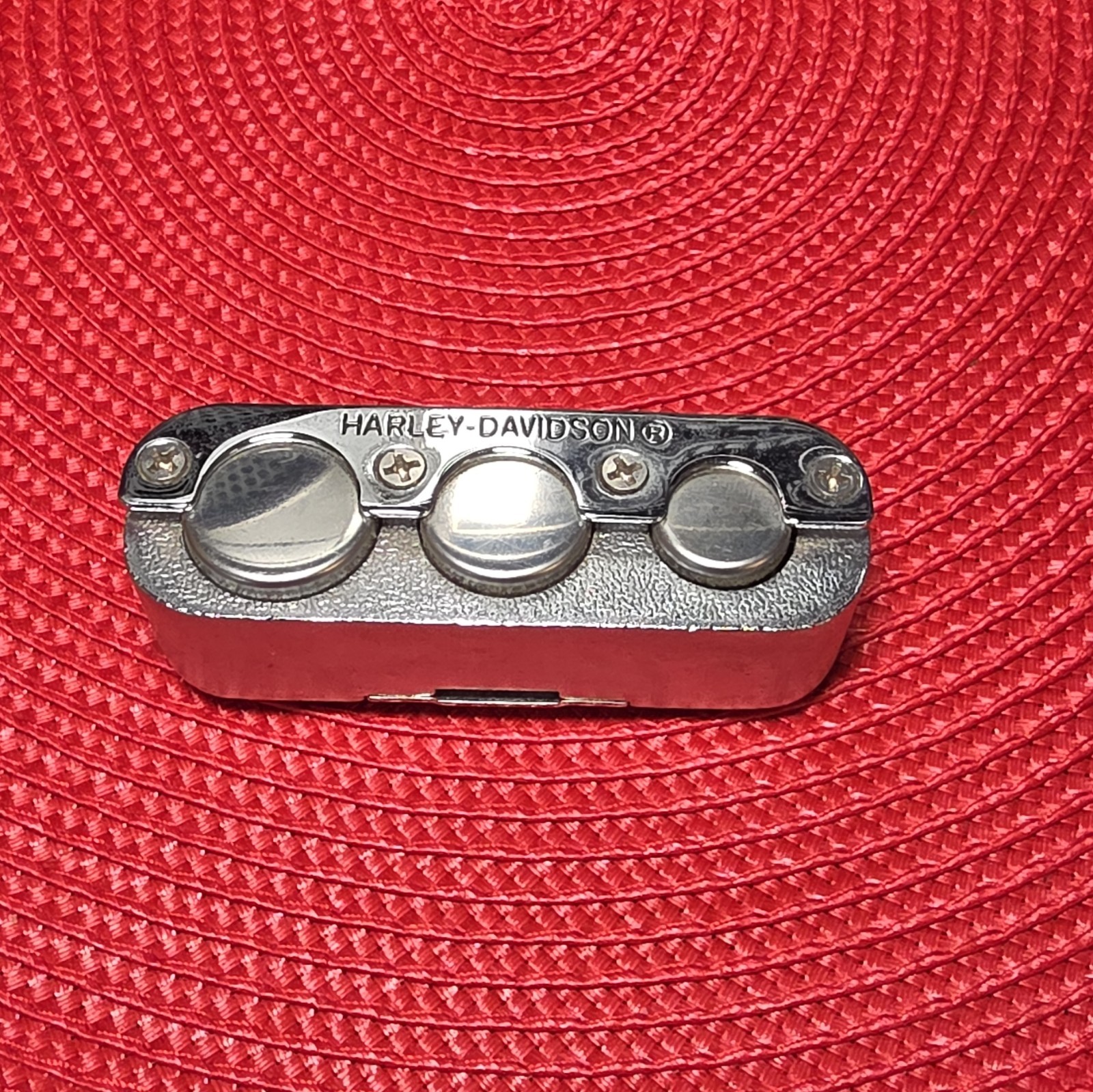 Vintage Harley-Davidson Motorcycle Chrome 3-Button Metal Coin Holder 