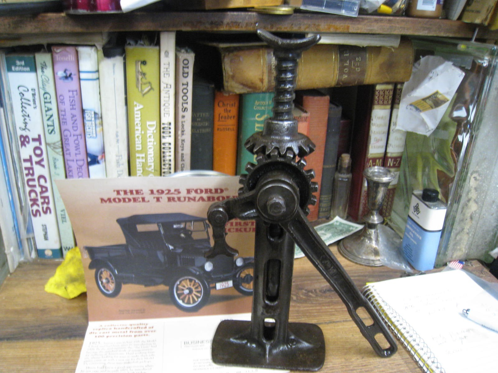 Antique Vintage Original Walker Mfg Racine Wisconsin Ford Script Model T Jack 