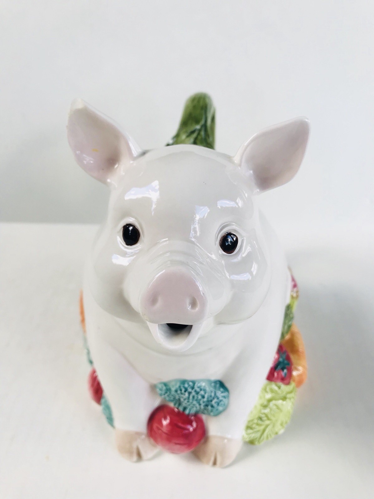 FF Fitz Floyd Vintage Tea Pot Teapot Pig  Vegetable Garden Figural 37 oz 1993