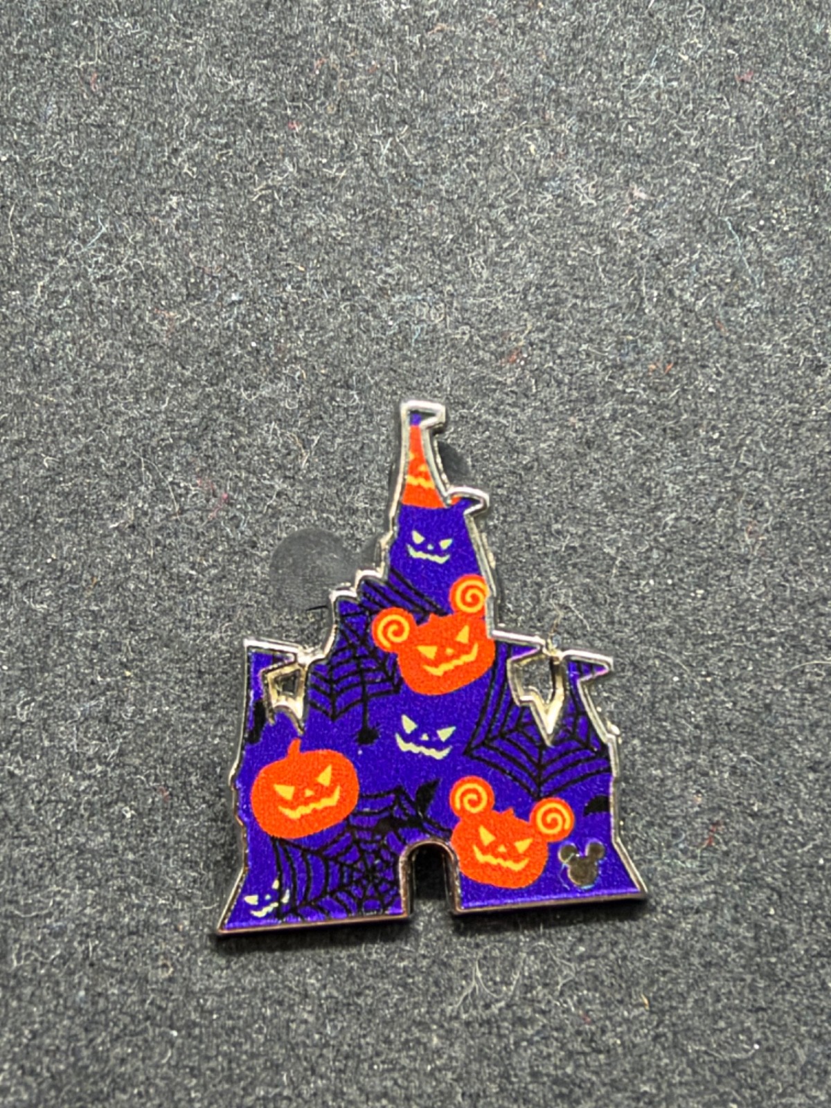 Disney Pin - WDW - Halloween - Castle Fill - Hidden Disney 2020