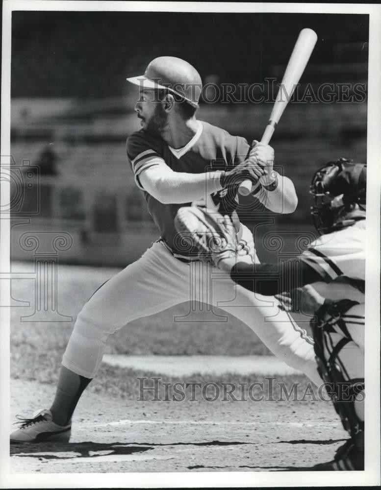 1974 Press Photo Bill North of the Oakland Athletics at bat - lrs09205