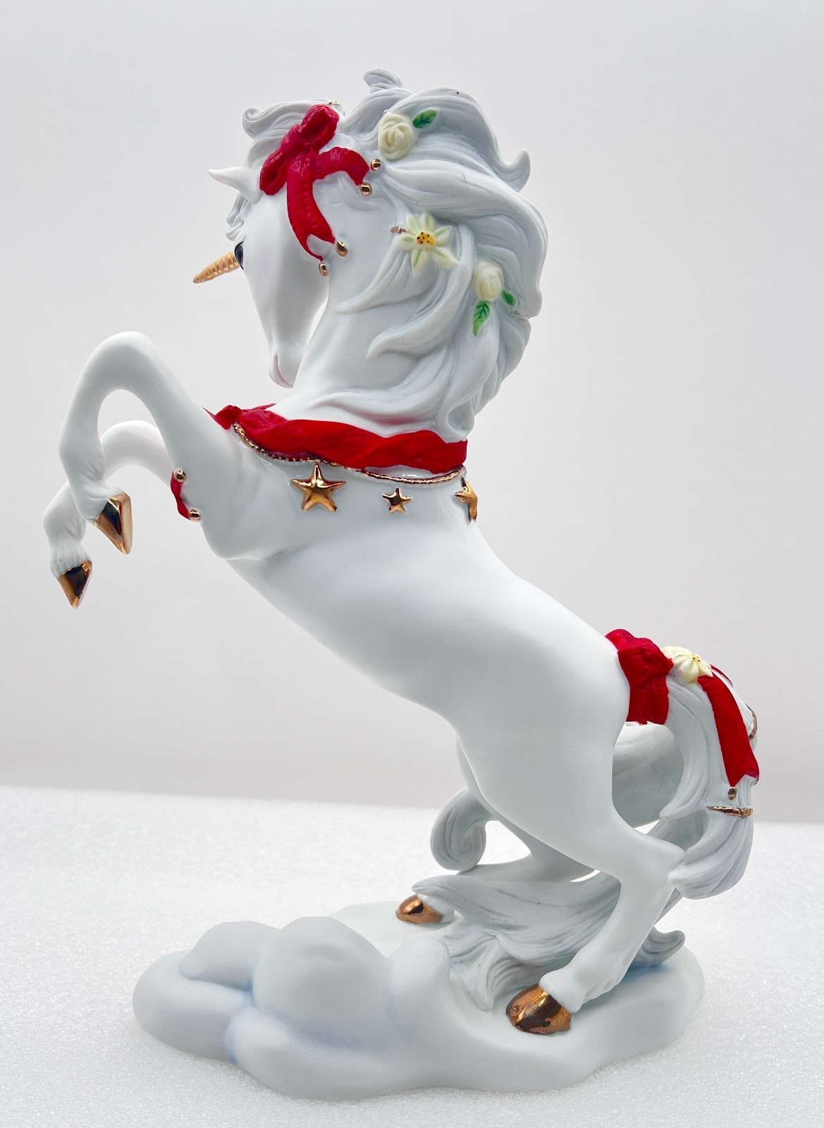Vintage 1996 Princeton Gallery Yuletide Joy Porcelain Christmas Unicorn Figurine
