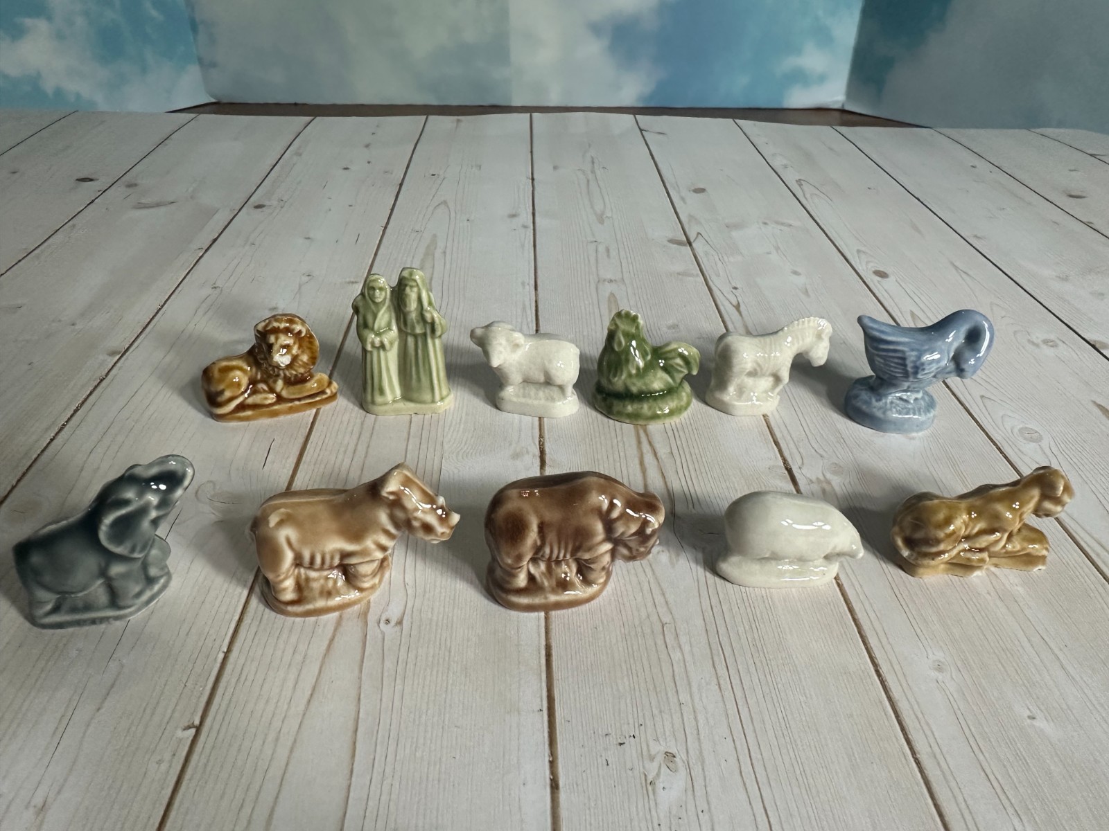 11 vintage Wade Whimsies - NOAH ARK SERIES - porcelain figurines made in England