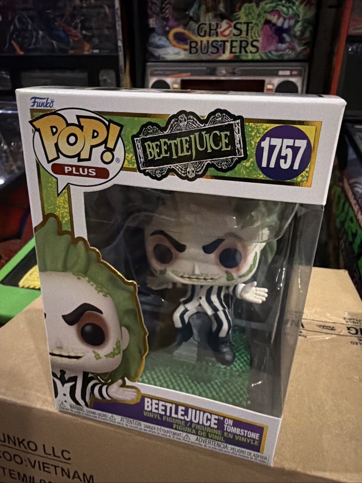 Funko Pop Plus: Beetlejuice - Beetlejuice on Tombstone #1757 Funko Pop Plus: Beetlejuice - Beetlejuice on Tombstone #1757