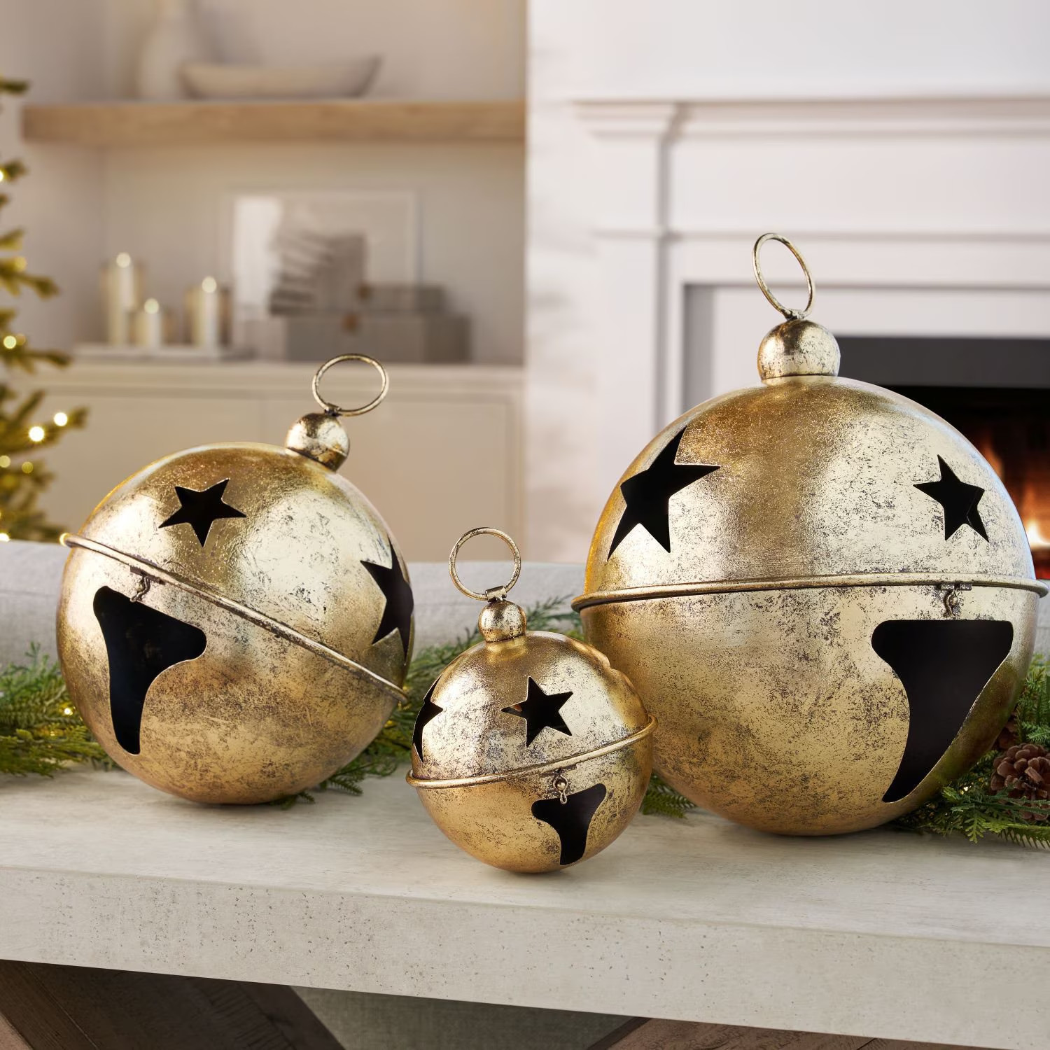 Member's Mark Jingle Bell Décor, Gold  Set of 3