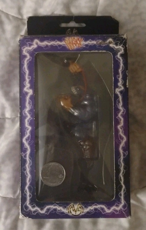 1997 Moore Creations The Maxx Cold-Case Porcelain Onrament 1997 Moore Creations The Maxx Cold-Case Porcelain Onrament