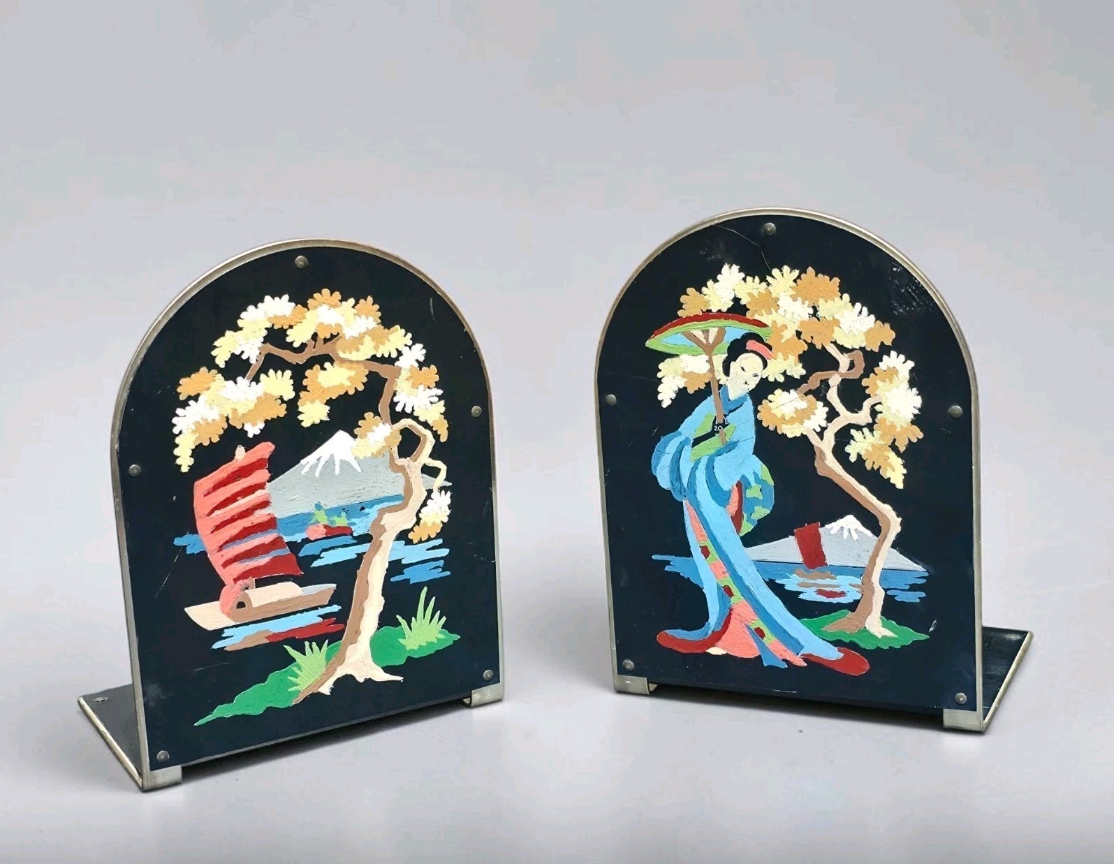 Vintage MCM Paint By Number Toleware Bookends Asian Geisha Mt Fuji Chinoiserie