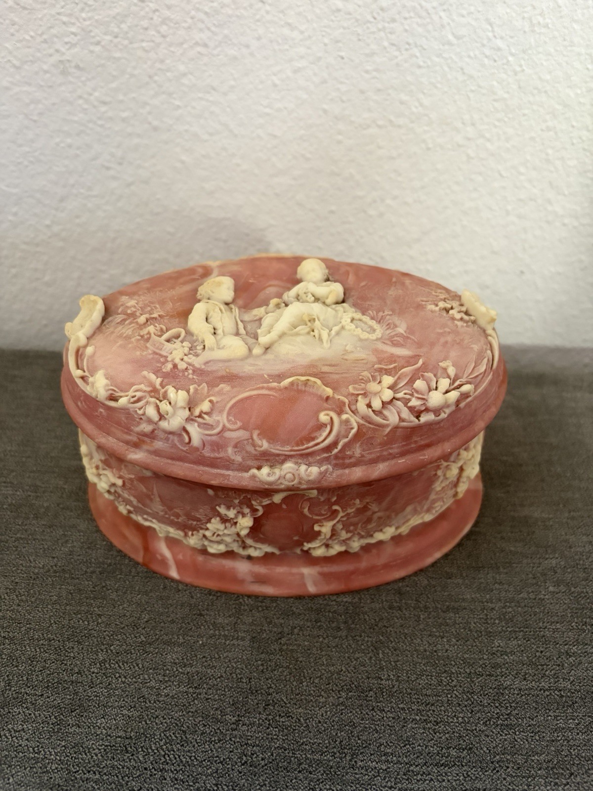 Vintage Incolay Stone Cameo Box Pink Oval Jewelry Trinket Vanity w/hinge 70s USA