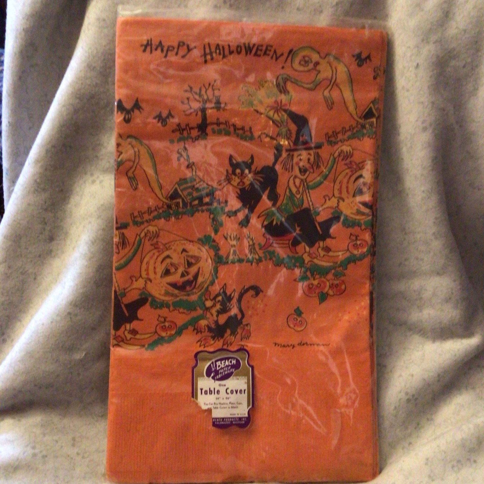 MIP Vintage Halloween Crepe Paper Table Cover Beach,Orange,Ghost, Witch, 1950s