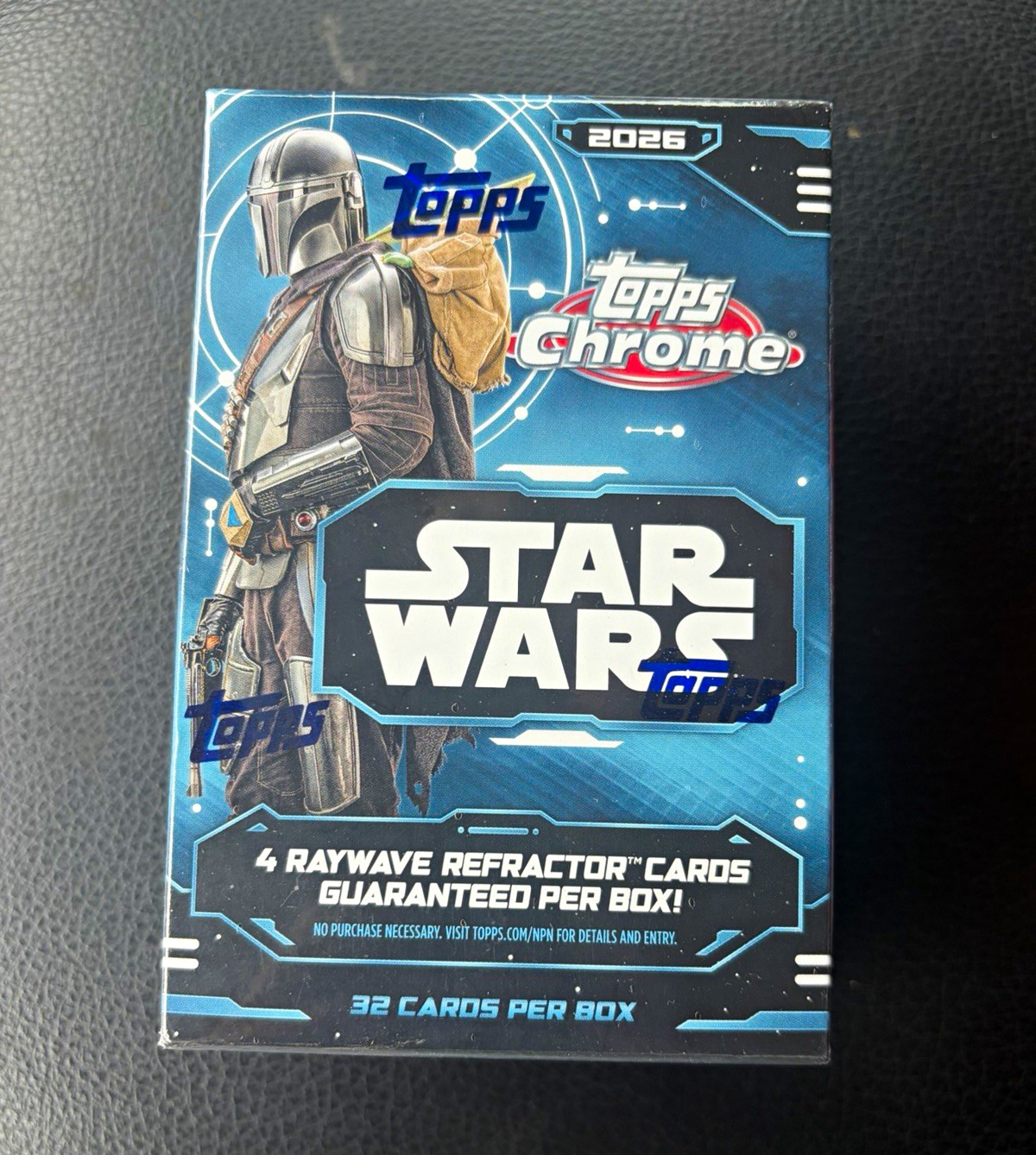 Topps 2026 Chrome Star Wars Refractor Trading Card Box 8 Packs 32 Cards