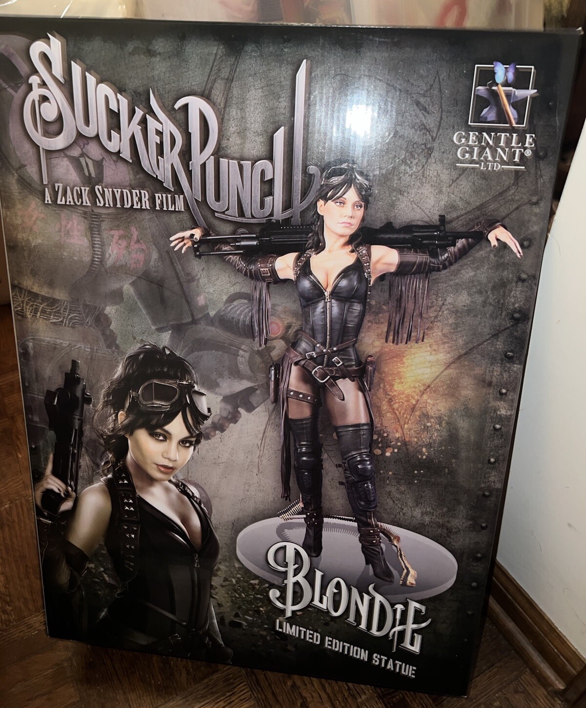 Gentle Giant Sucker Punch Blondie Limited Ed. Statue Vanessa Hudgens Zack Synder