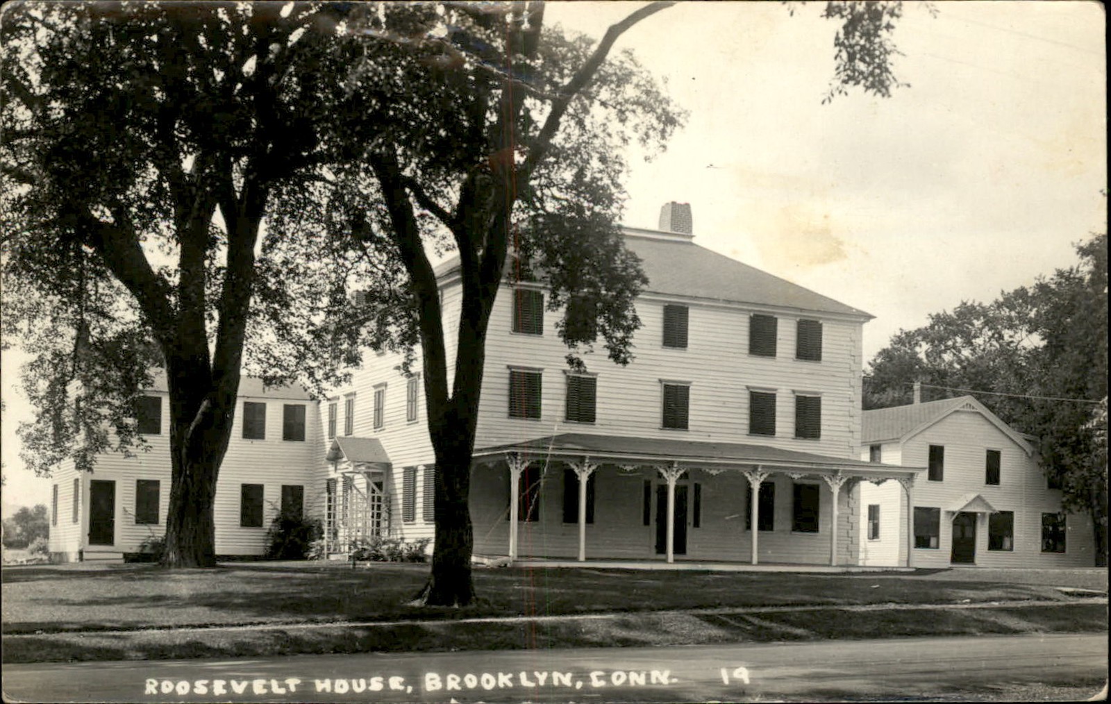 Brooklyn CT Roosevelt House c1950s Real Photo Vintage Postcard