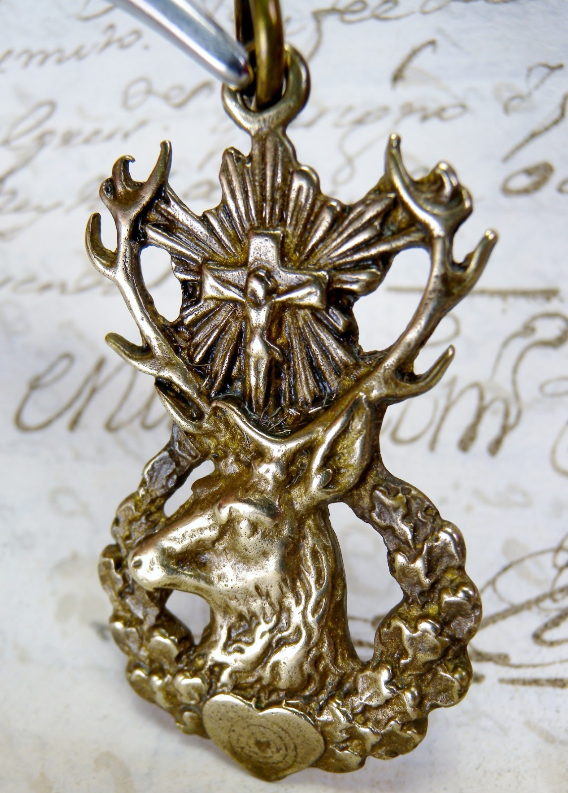 ANTIQUE 19TH CENTURY HUNTER SAFETY PENDANT SAINT HUBERT STAG DEER & CROSS MEDAL