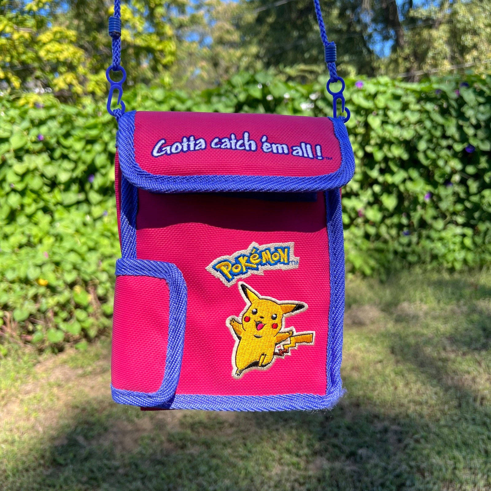 Vintage POKÉMON Pikachu Carrying Case Gotta Catch Em All Pink Crossbody Bag