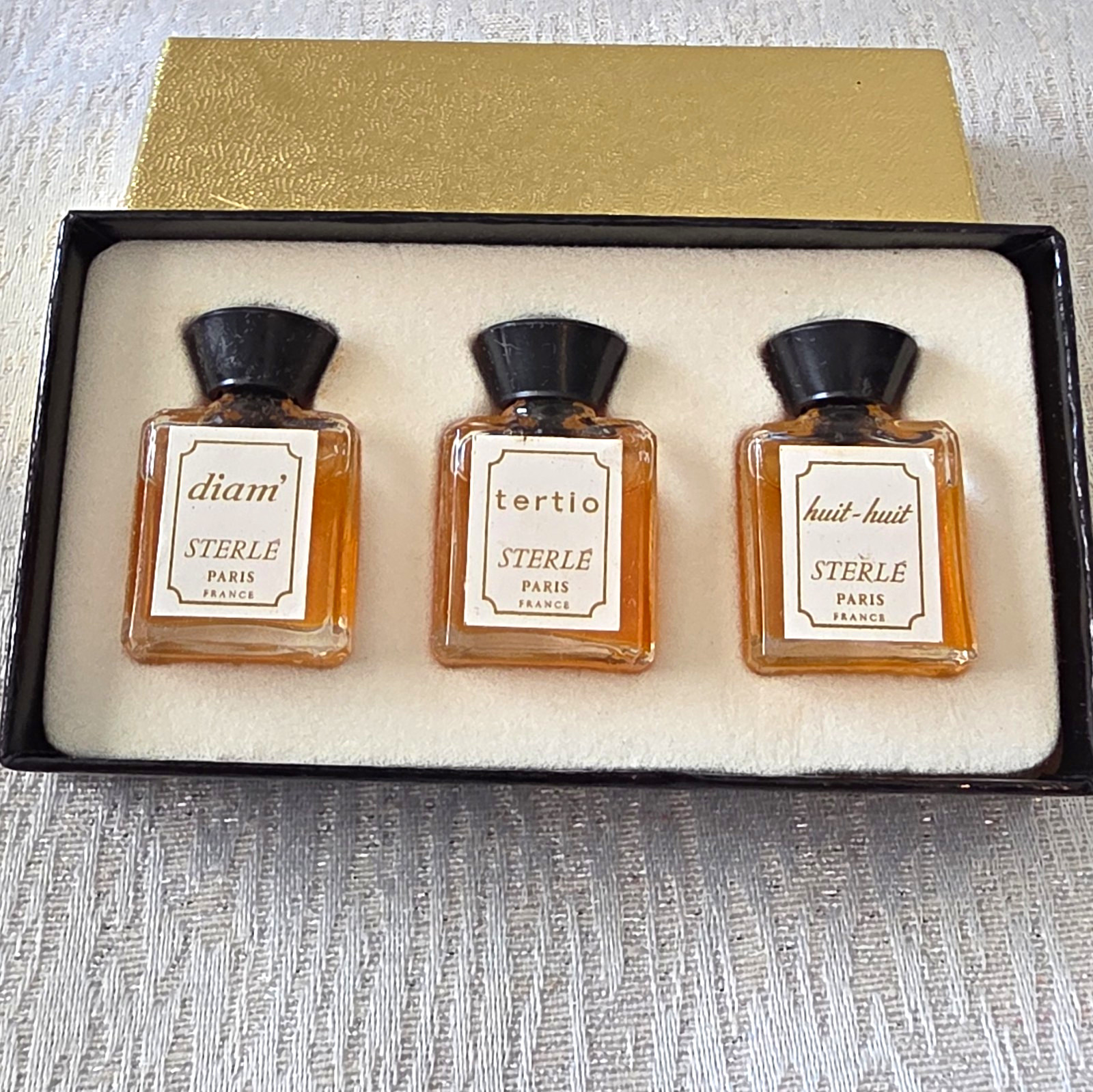 RARE Vintage Paris France Perfume Miniatures Set 3pc Box diami tertio huit-huit