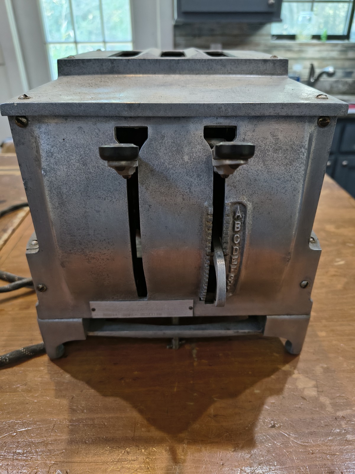 Vintage 1930s Toastmaster Toaster Art Deco Parts Or Repairs Vintage 1930s Toastmaster Toaster Art Deco Parts Or Repairs