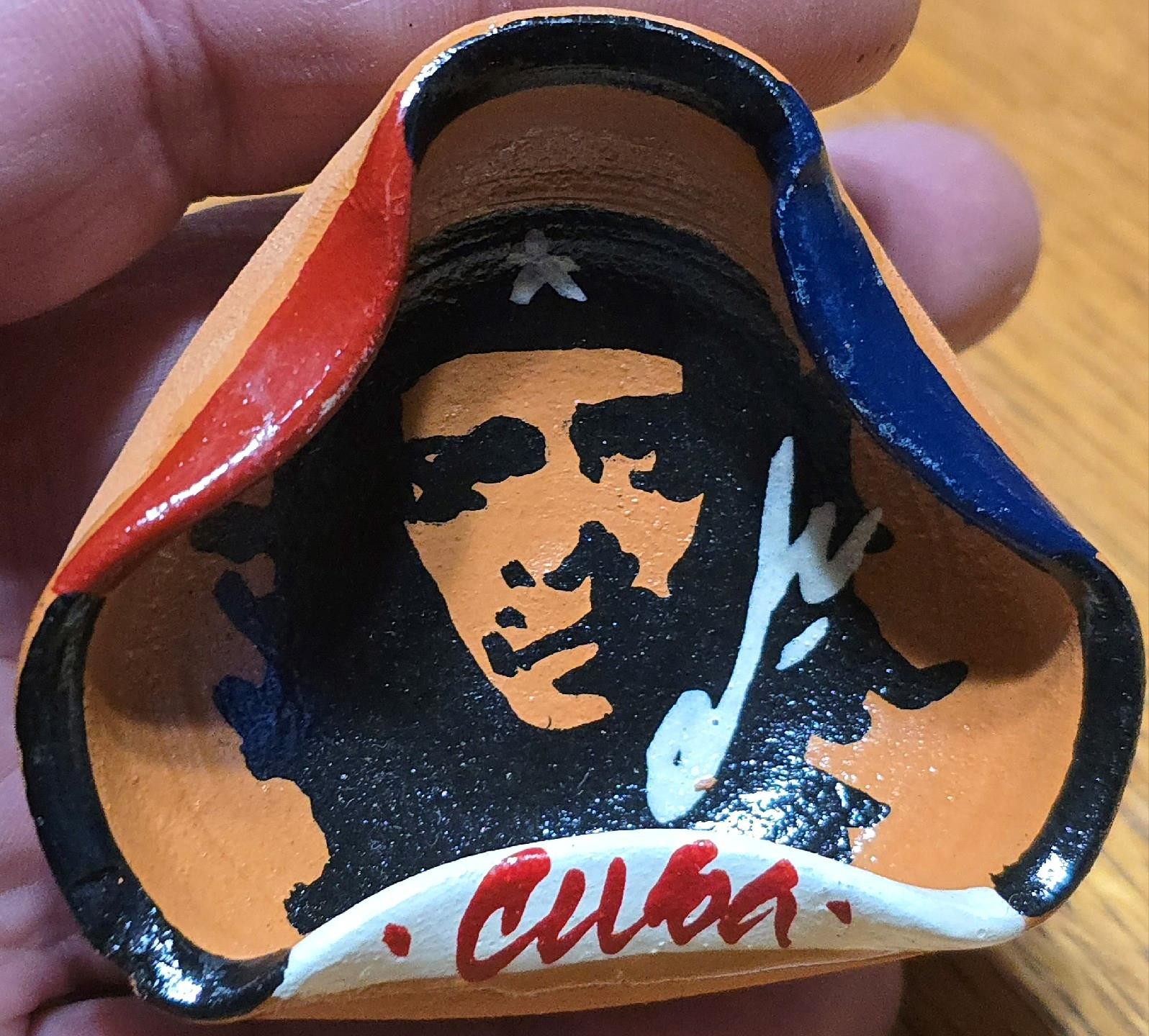 Vtg Rare CHE GUEVARA CUBA Handmade Terracotta Cigar Havana Art Pottery Ashtrays