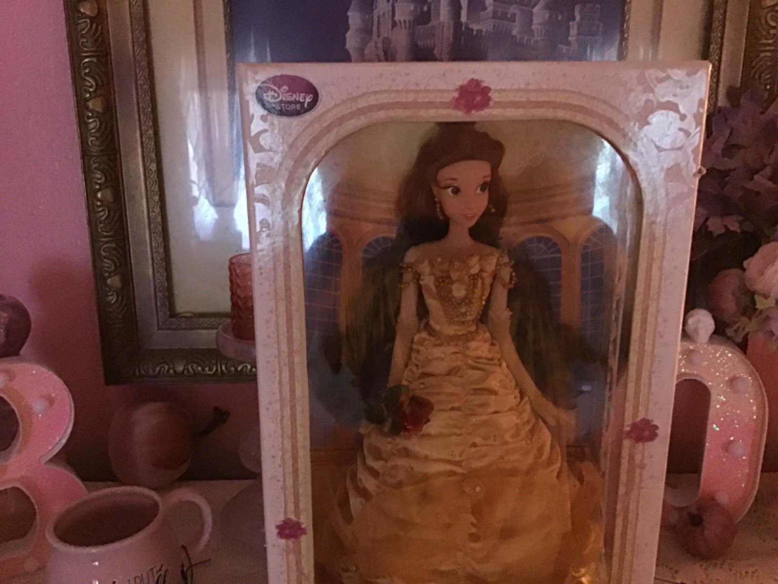 Disney store 5000 Limited addition,Bell collectible doll. mint condition