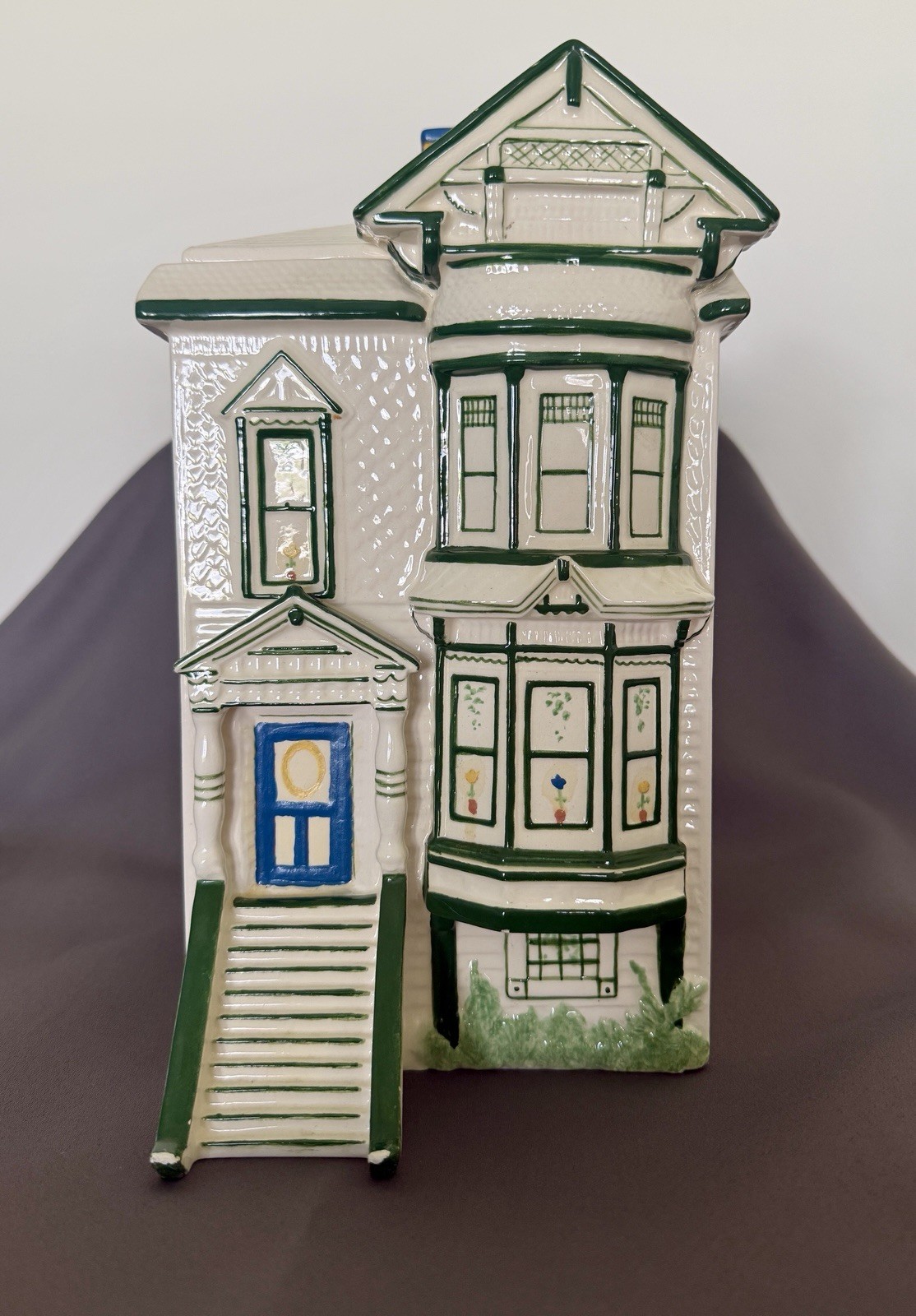 1994 Ceramic Cottage House Cookie Jar With Lid Hand Painted 6”Wx11.5” Hx8”D