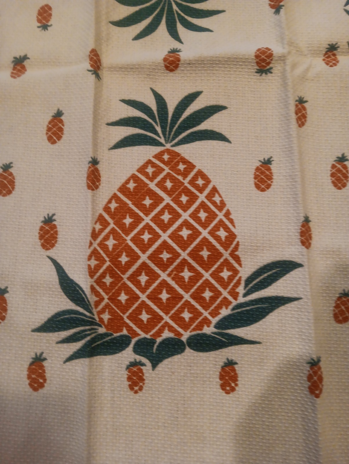 Vtg. NWOT Riegel Pineapple Kitchen Dish  Tea Towel Textured Cottage Grannycore