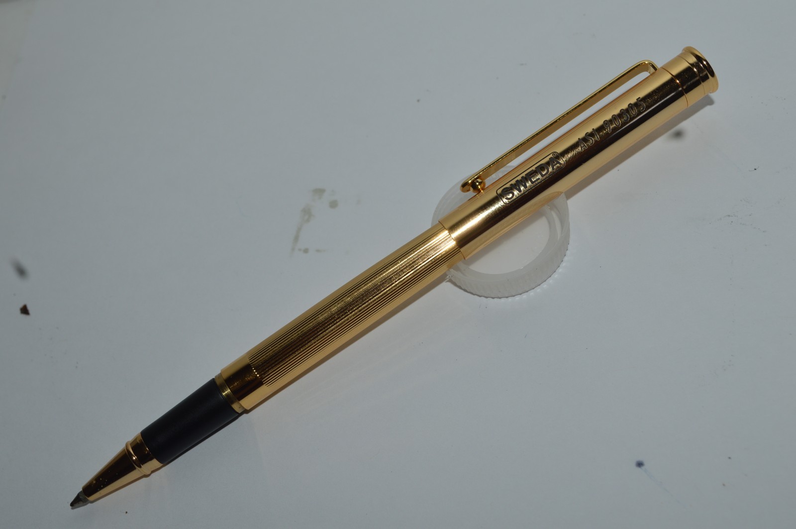 SWEDA ASI 90305 Rollerball Pen Salesman\'s Sample Gold Color Metal New Old Stock