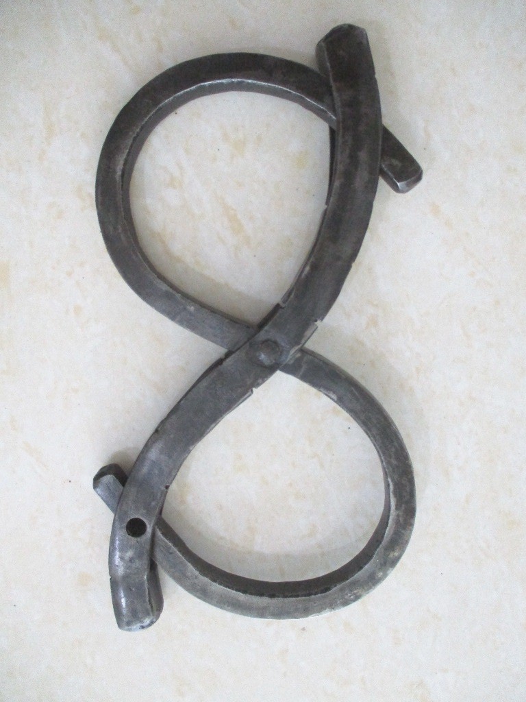 VINTAGE HANDCUFFS DOLLAR $ SHAPE FOR PRISONER , POLICE USE SHACKLES