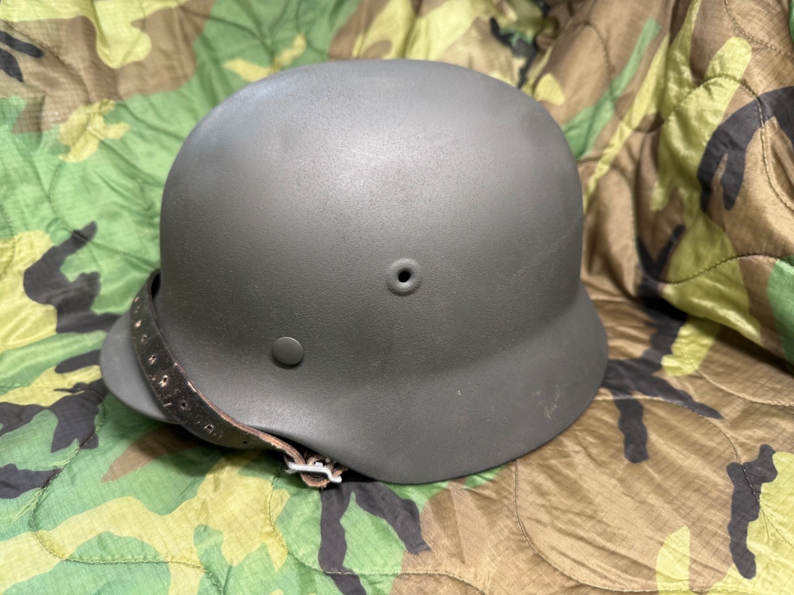 German M40 stalhelm converted from Finnish M55 WW2 WWII Cold War