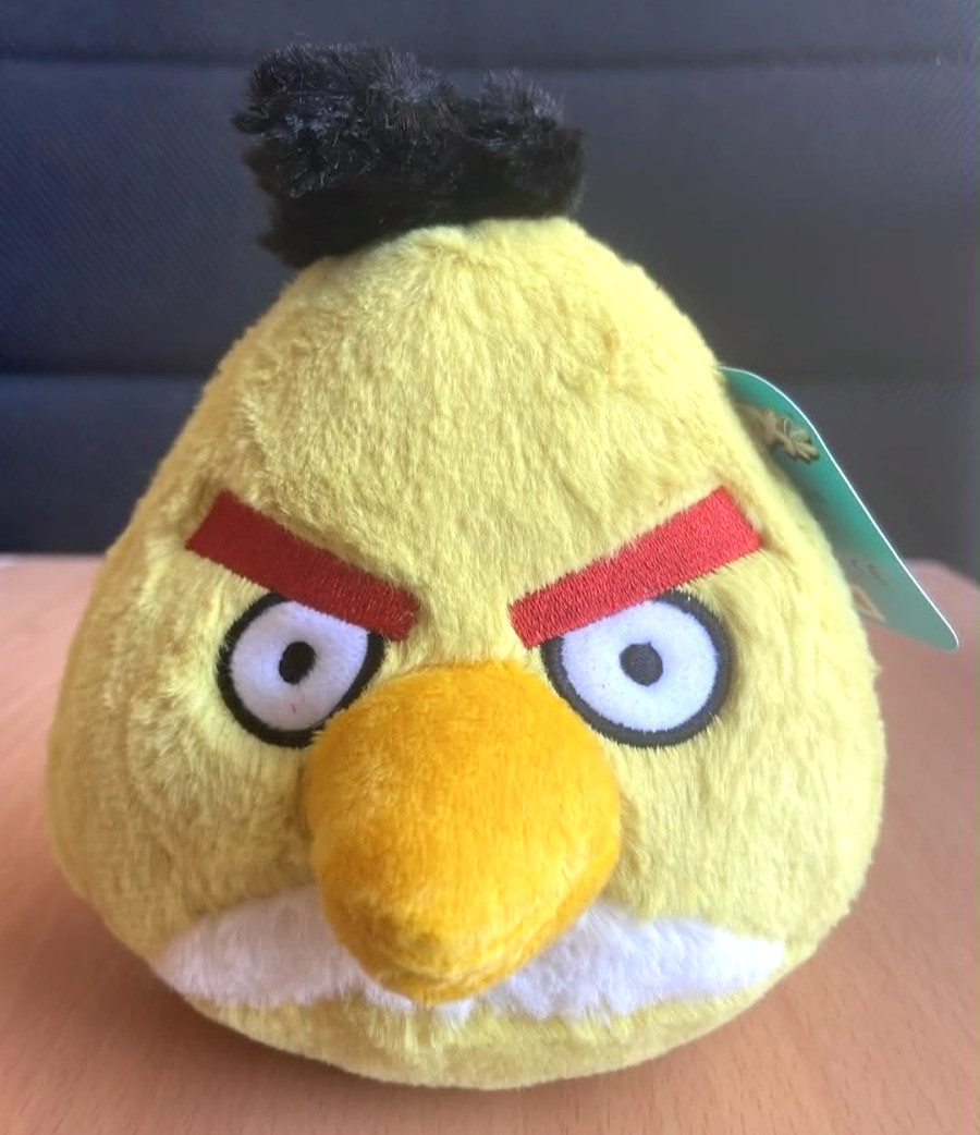 Commonwealth Toys 2010 Angry Birds Yellow Bird 5 inch Stuffed Plush No Sound