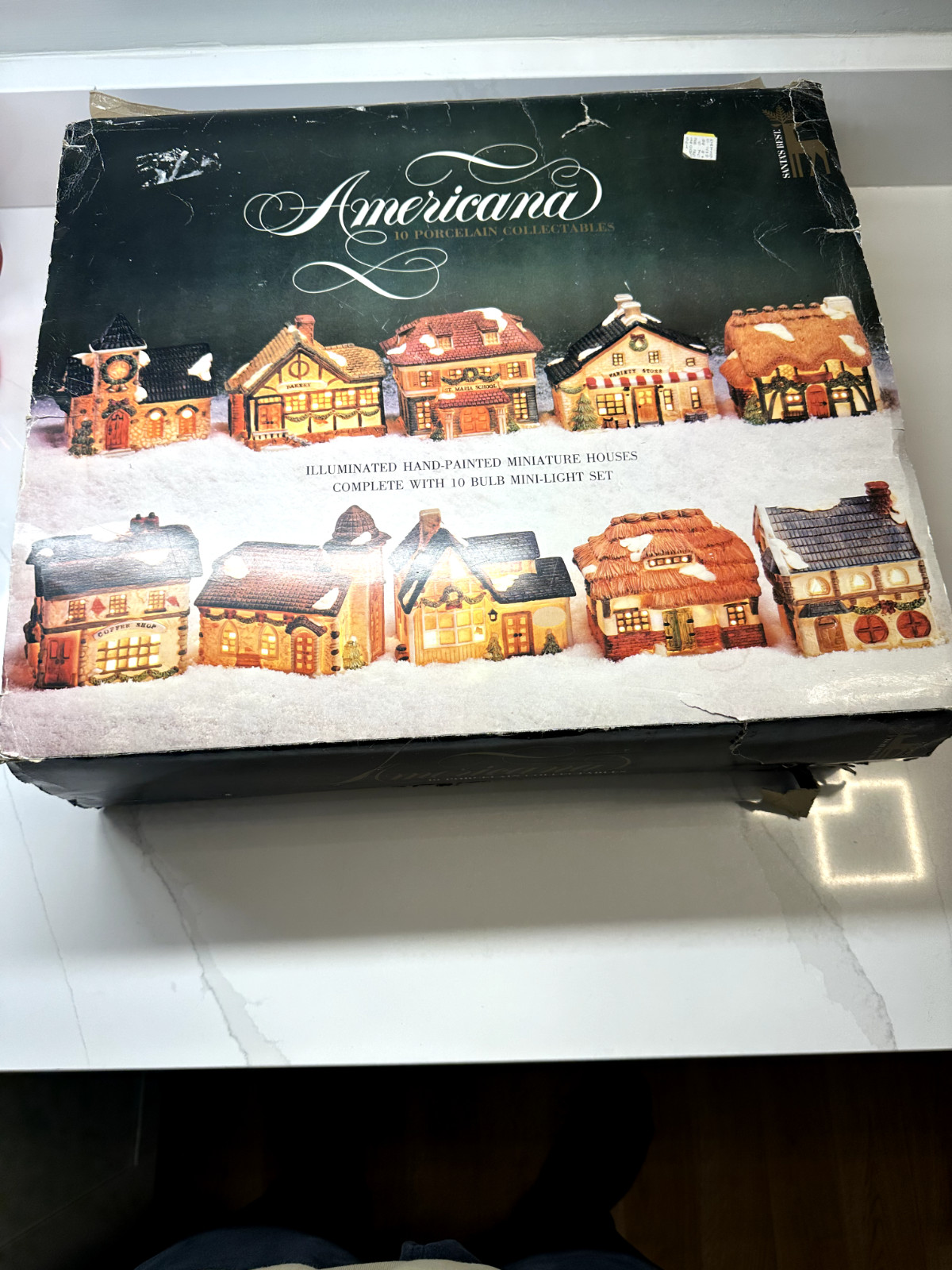 Vintage 1992 Americana 10 Porcelain Collectables Hand Painted Lighted Houses