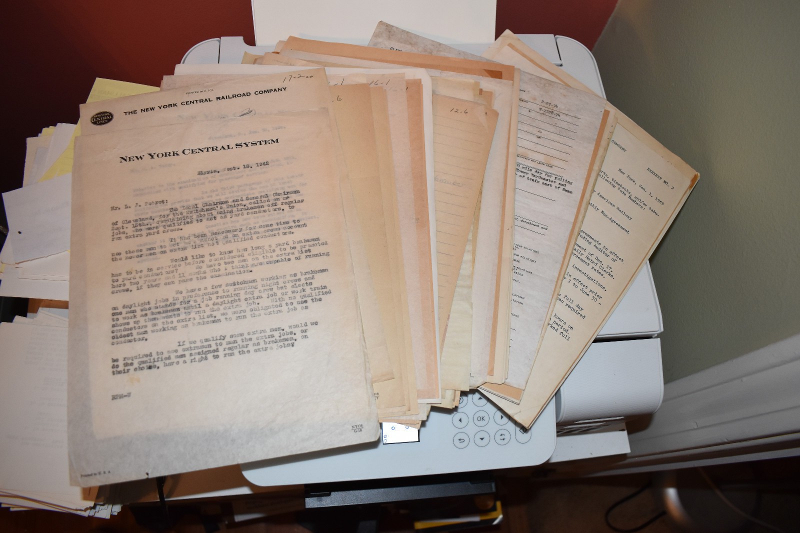 New York Central Railroad Ephemera Lot 70+ pages w/Bagman Questionaire 1947