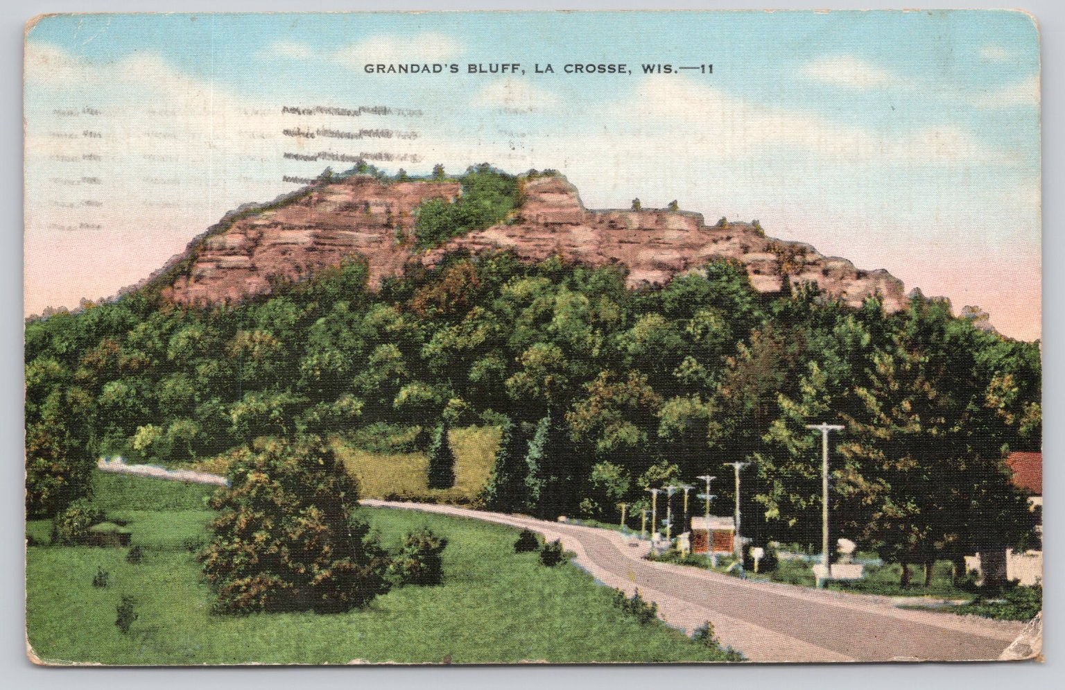 Grandad\'s Bluff La Crosse Wisconsin Linen Postcard 1940 Scenic View