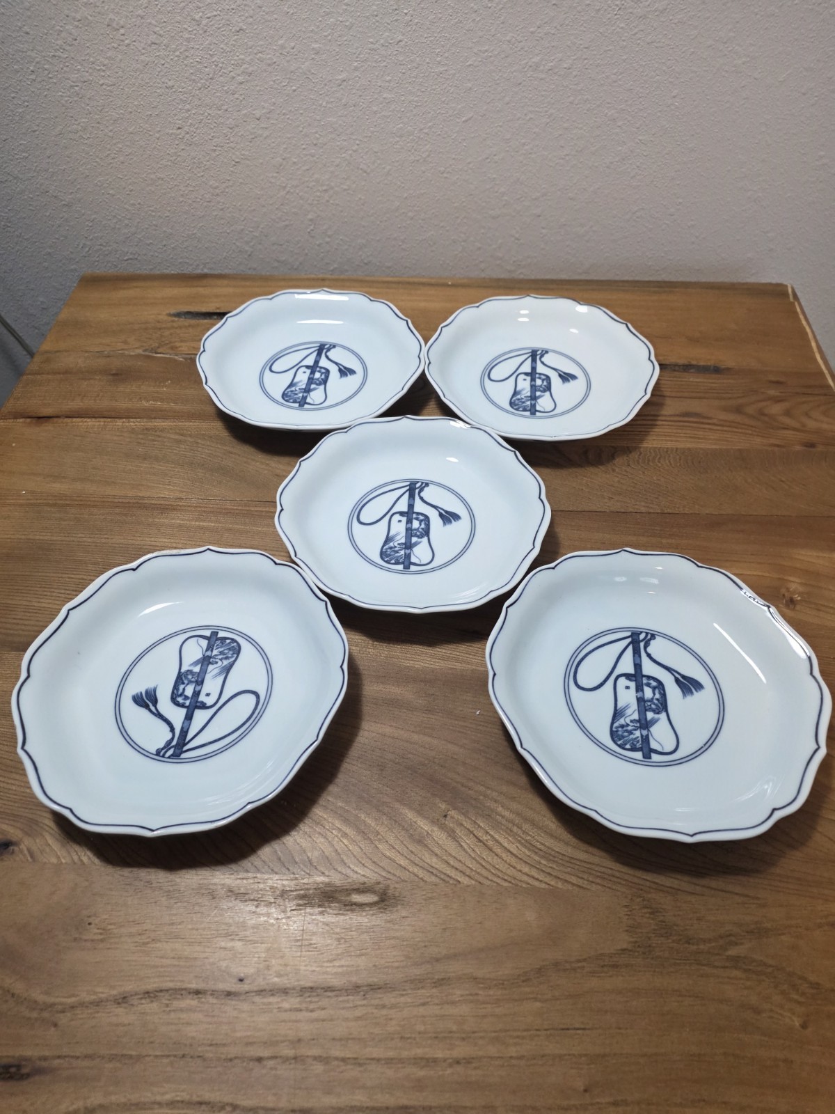 Vintage 5 Japanese Plates, Serving, Chikuho Kiln, Kyoto, JAPAN. Ceremonial Motif