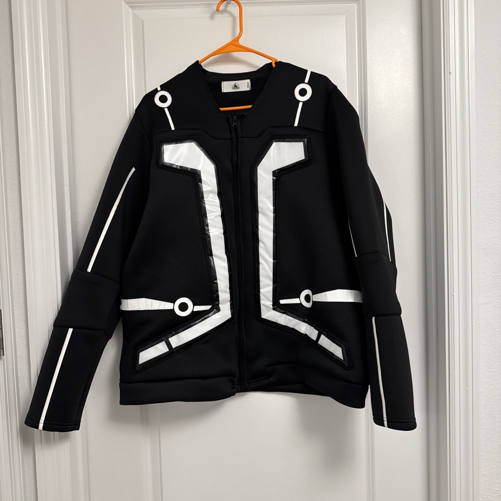 TRON Disney Parks Jacket Adult Large Black Lightcycle Run Light Up NWT XL