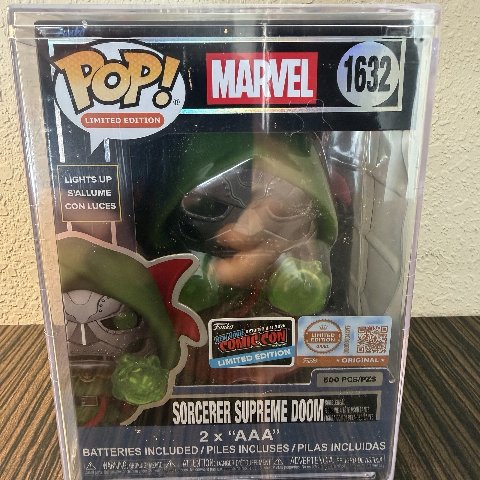 Funko Pop Sorcerer Supreme Doom LE 500 Light Up NYCC 2026 CON STICKER