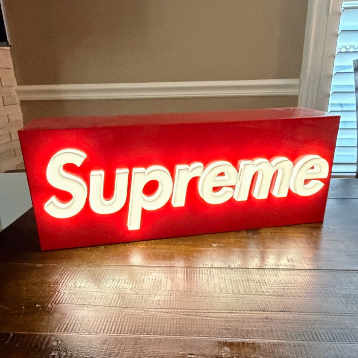 BRAND NEW RARE Supreme Logo Accent Lamp Sign Red/White Corded Electric Switch