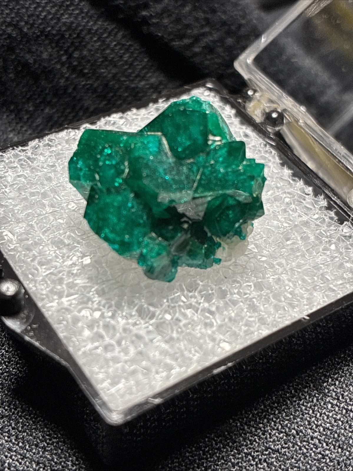 DIOPTASE TSUMEB SW AFRICA HYBLOCKROCKSTORE