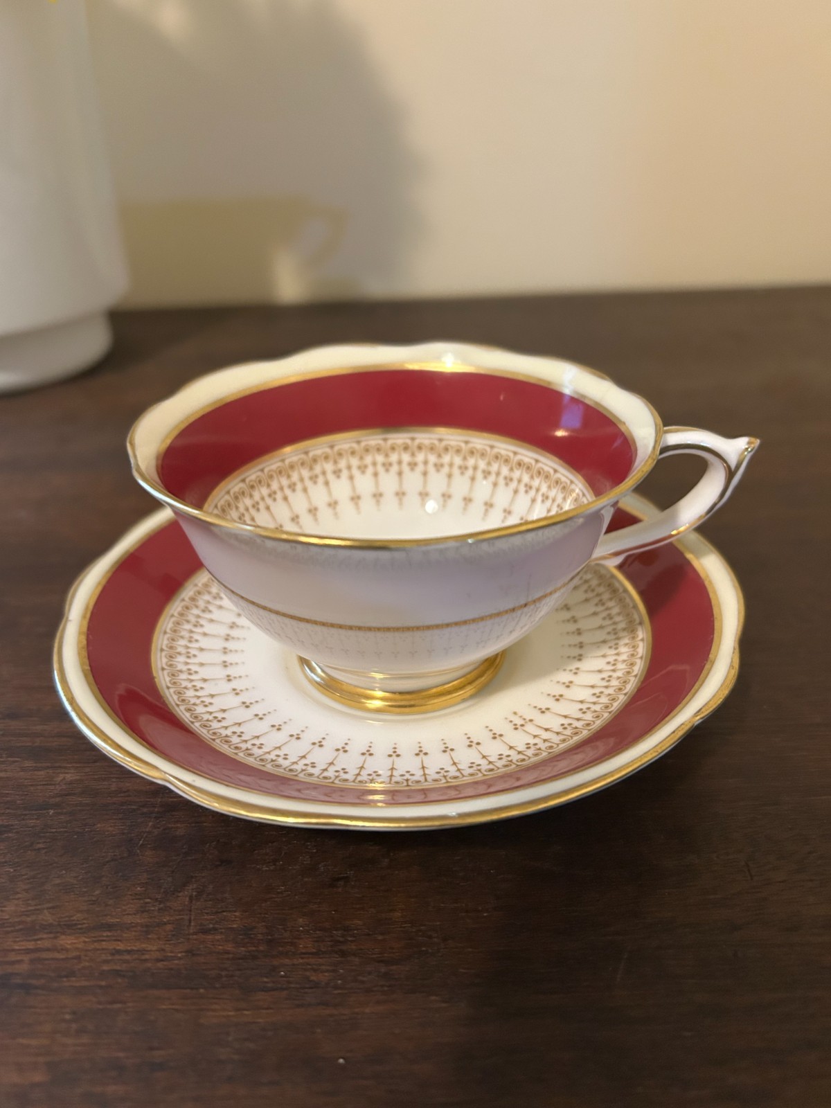PARAGON tea cup & saucer PINK cabbage rose with gold rim teacup set