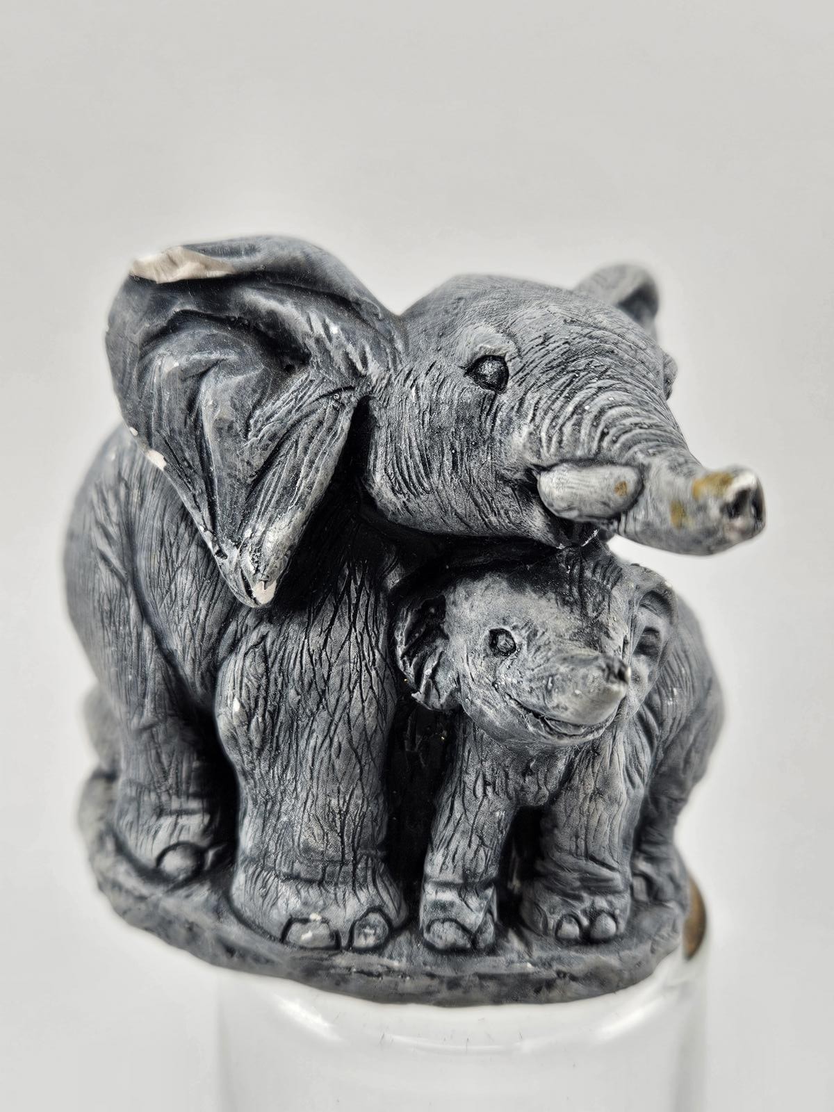 Rare Mt. St. Helen\'s Volcanic Ash Elephant & Calf Figurine Sculpture 1980s