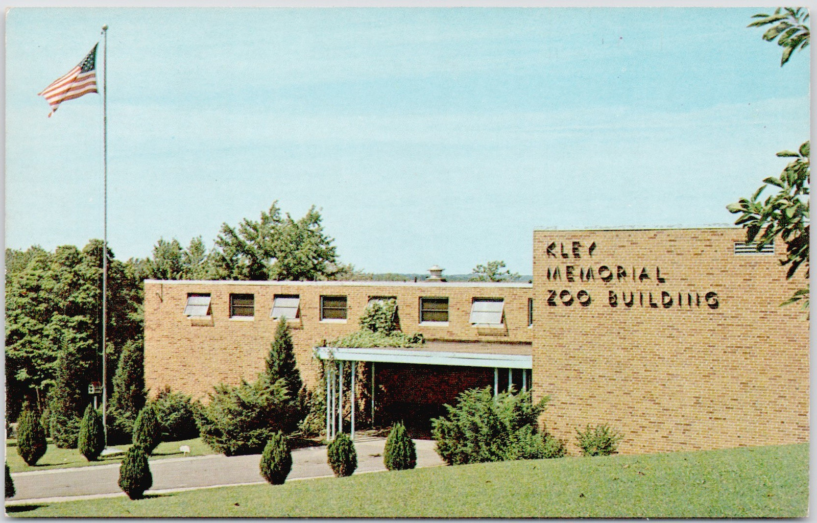 Mesker Zoo Evansville IN Kleyemeyer Memorial Zoo Building Postcard P-198