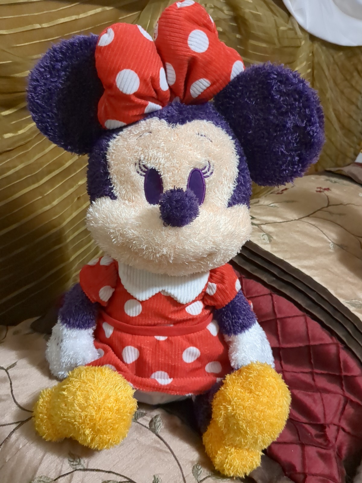 Disney Parks Minnie Mouse Weighted Plush with Removable Pouch 21